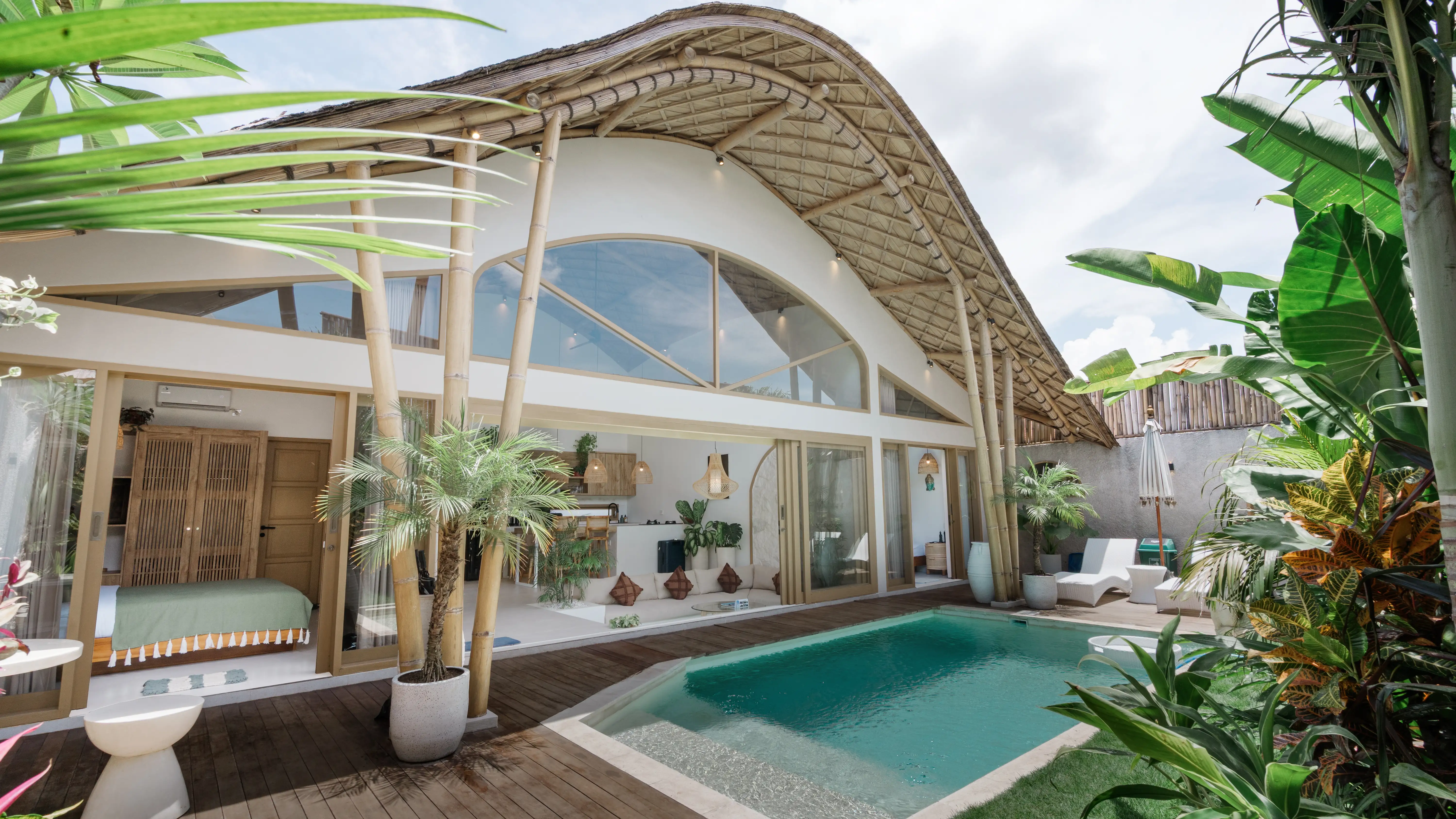 Villa 80m² in Indonesia, Canggu. Priced at 250000$ rent photo-27