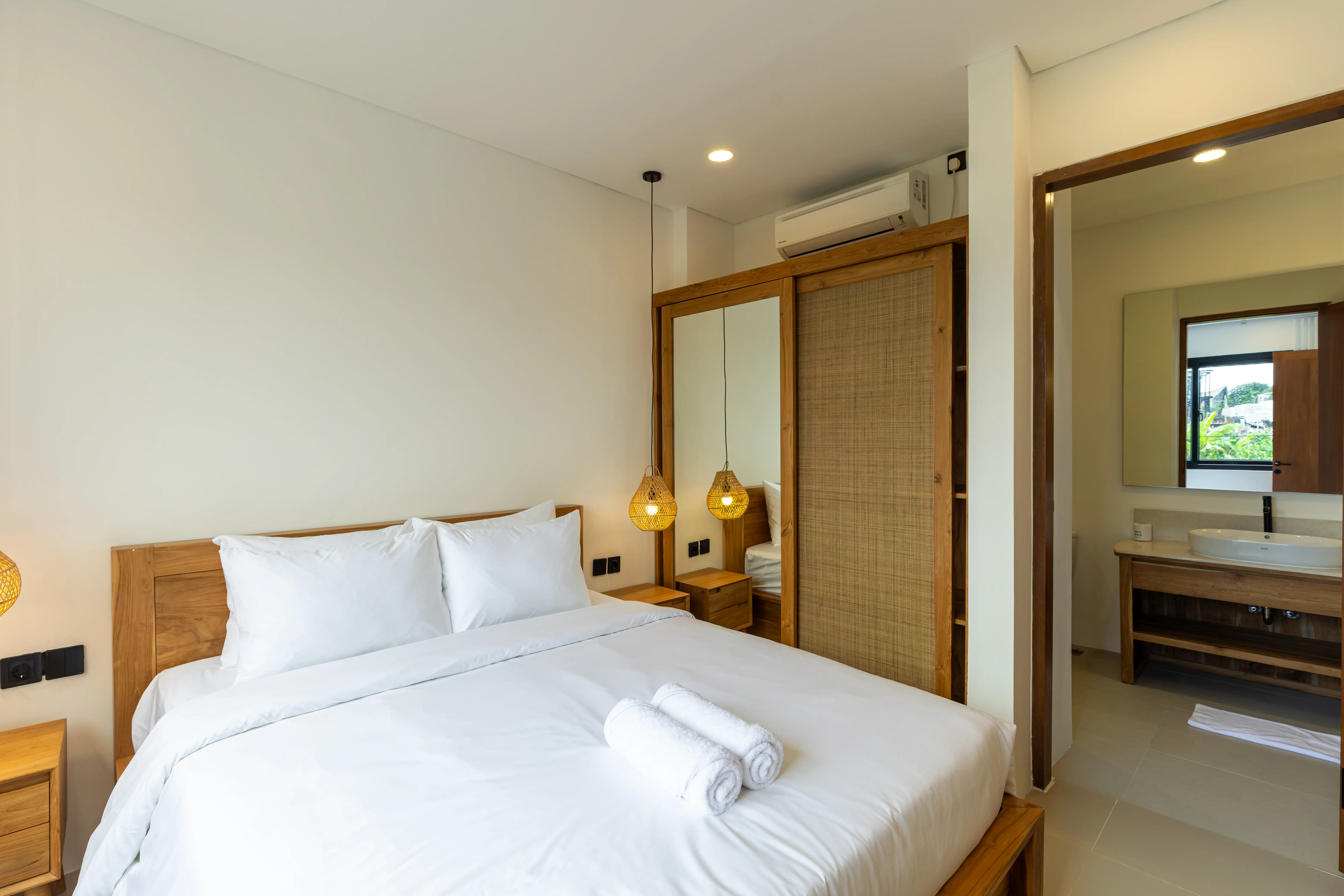 Villa 100m² in Indonesia, Canggu. Priced at 200000$ rent photo-10