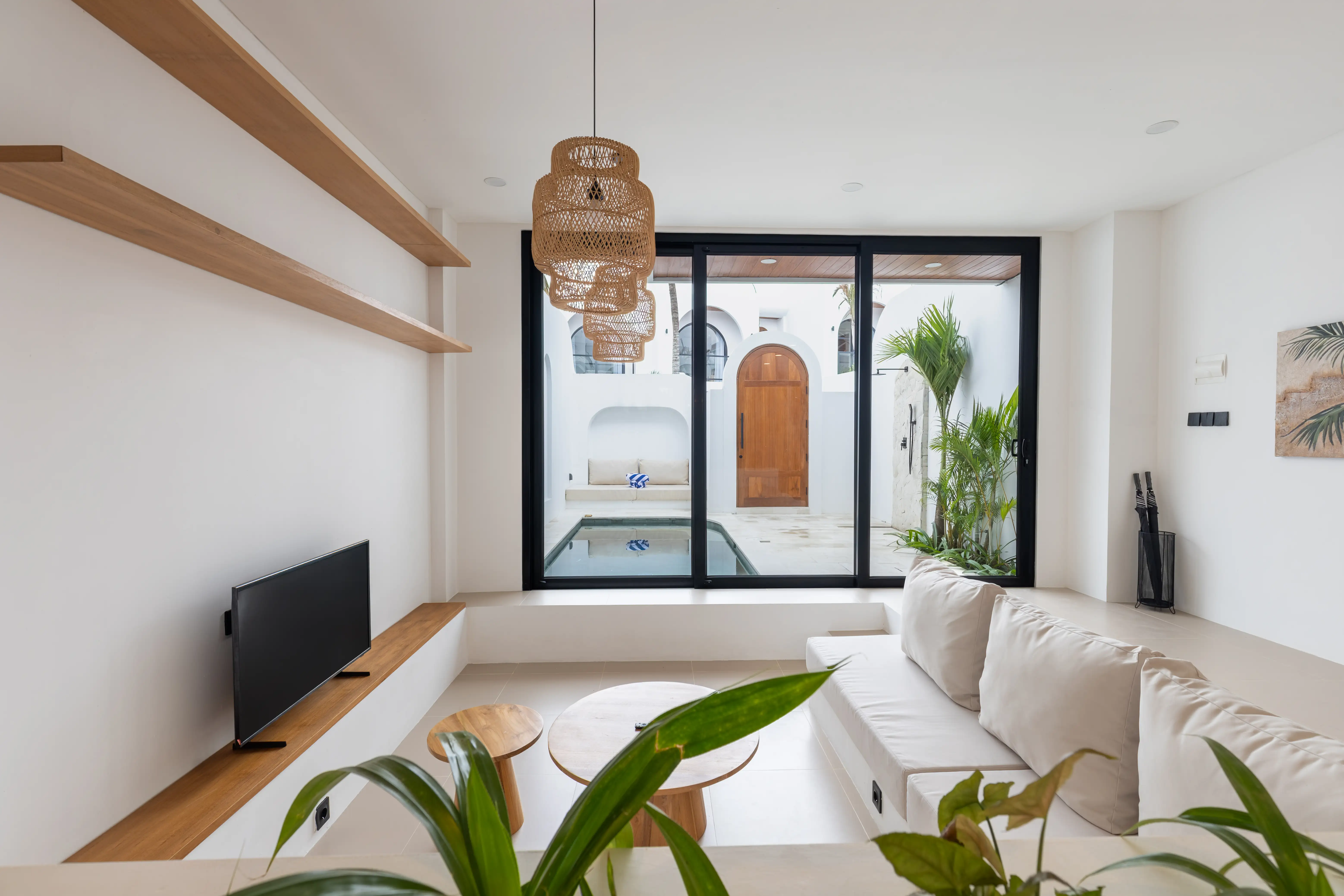 Villa 100m² in Indonesia, Canggu. Priced at 200000$ rent photo-25