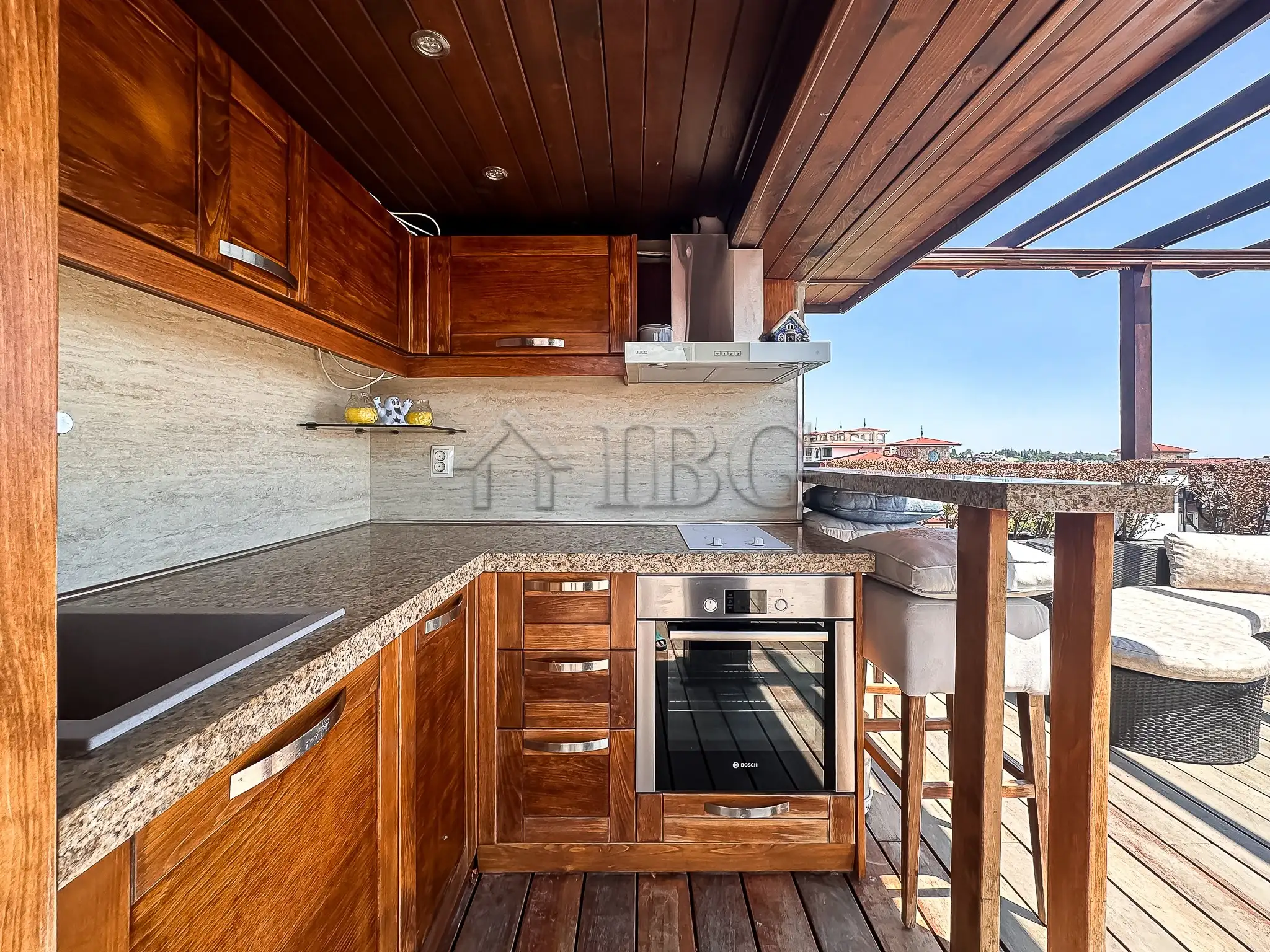 Flat 322m² in Bulgaria, Nessebar. Priced at 385000€ rent photo-8