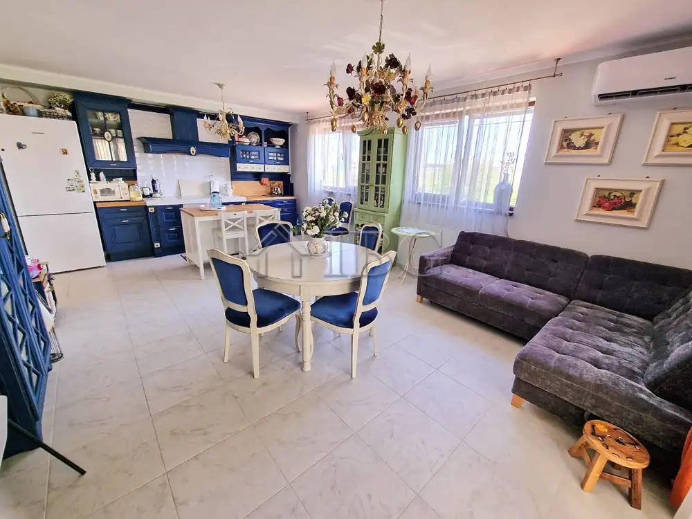 Flat 170m² in Bulgaria, Nessebar. Priced at 290000€ rent photo-3