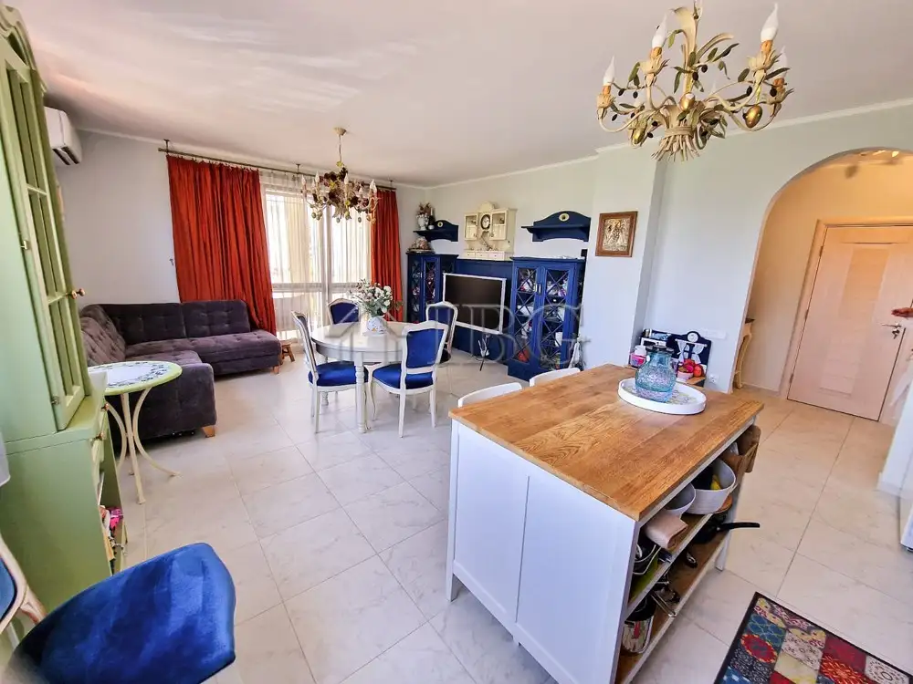 Flat 170m² in Bulgaria, Nessebar. Priced at 290000€ rent photo-7