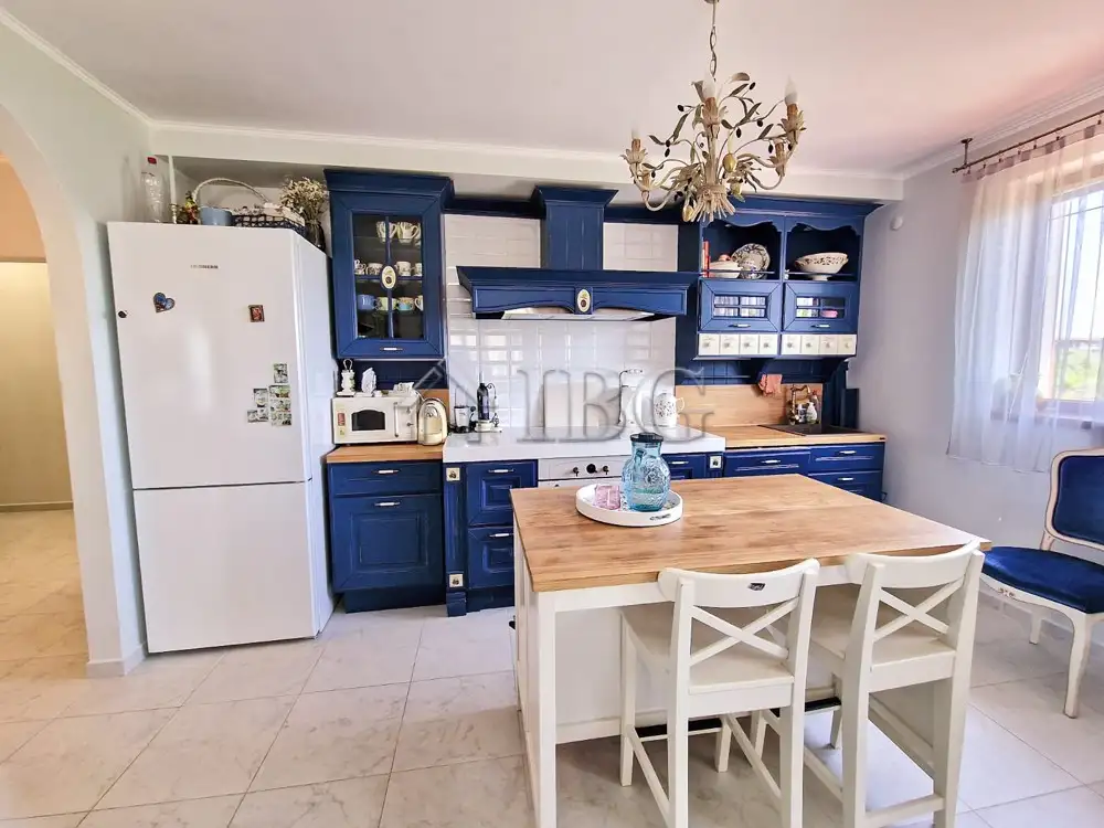 Flat 170m² in Bulgaria, Nessebar. Priced at 290000€ rent photo-10