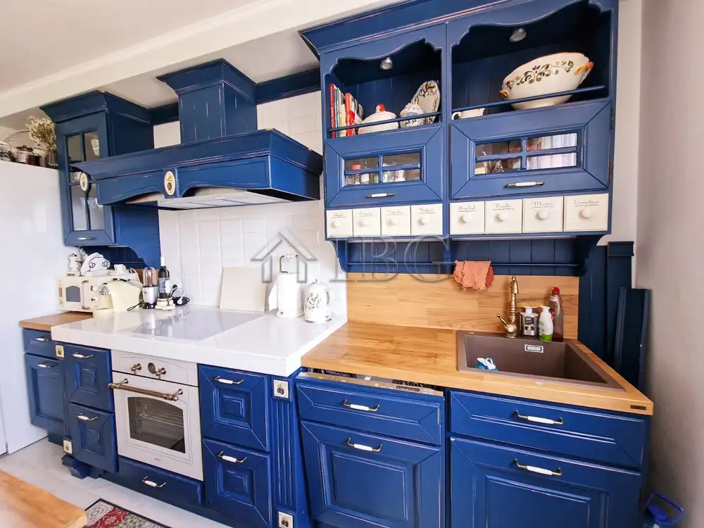 Flat 170m² in Bulgaria, Nessebar. Priced at 290000€ rent photo-11