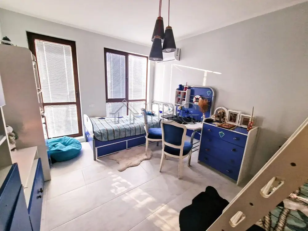 Flat 170m² in Bulgaria, Nessebar. Priced at 290000€ rent photo-19