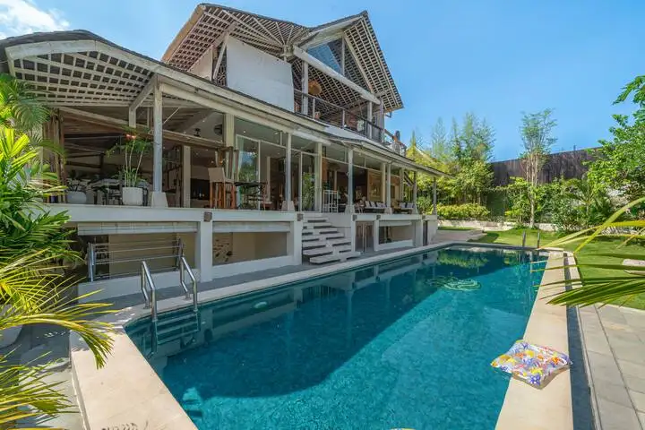 Villa 450m² in Indonesia, Canggu. Priced at 550000$ rent photo-4