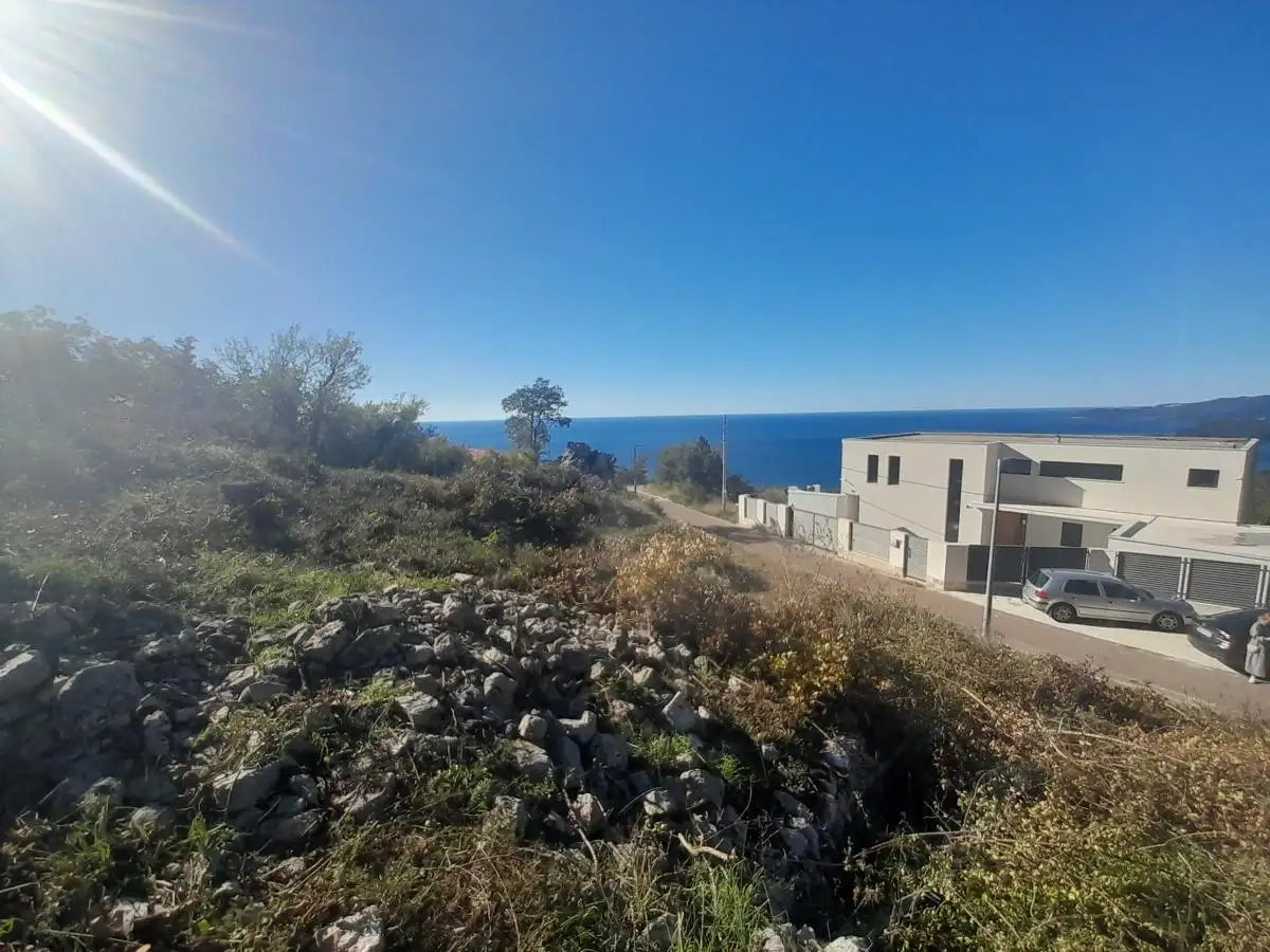 Land 1m² in Montenegro, Blizikuce. Priced at 329250€ rent photo-1
