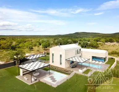 Buy in Croatia for 2500000€