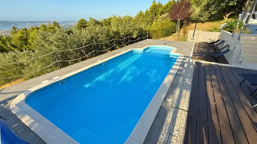 Villa 355m² in Croatia, Split. Priced at 1390000€ rent photo-17