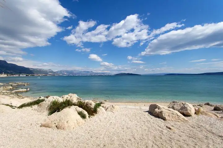 Villa 360m² in Croatia, Split. Priced at 1300000€ rent photo-1