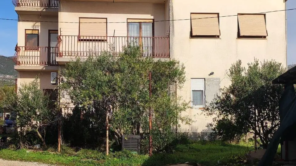 Villa 360m² in Croatia, Split. Priced at 1300000€ rent photo-13