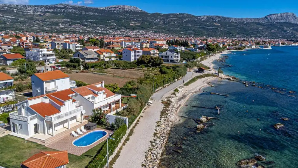 Villa 160m² in Croatia, Split. Priced at 2200000€ rent photo-9