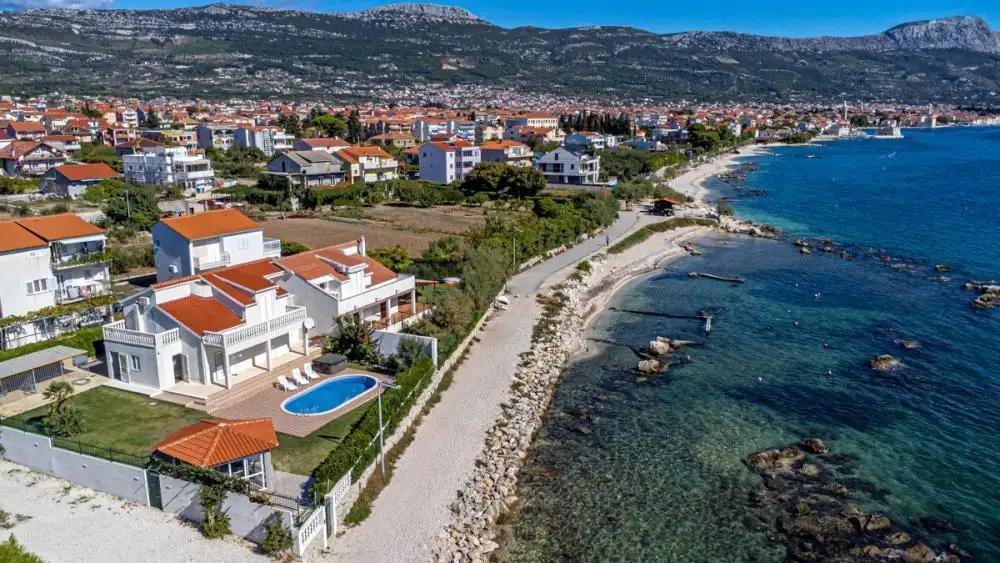 Villa 160m² in Croatia, Split. Priced at 2200000€ rent photo-11