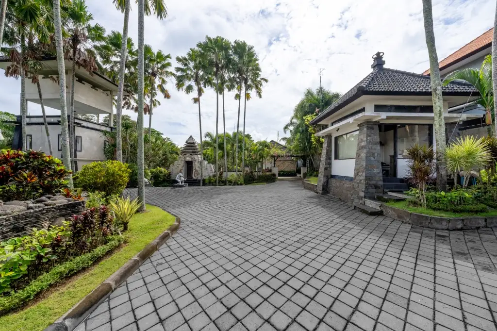 Other Properties 2288m² in Indonesia, Tabanan. Priced at 4207000$ rent photo-4