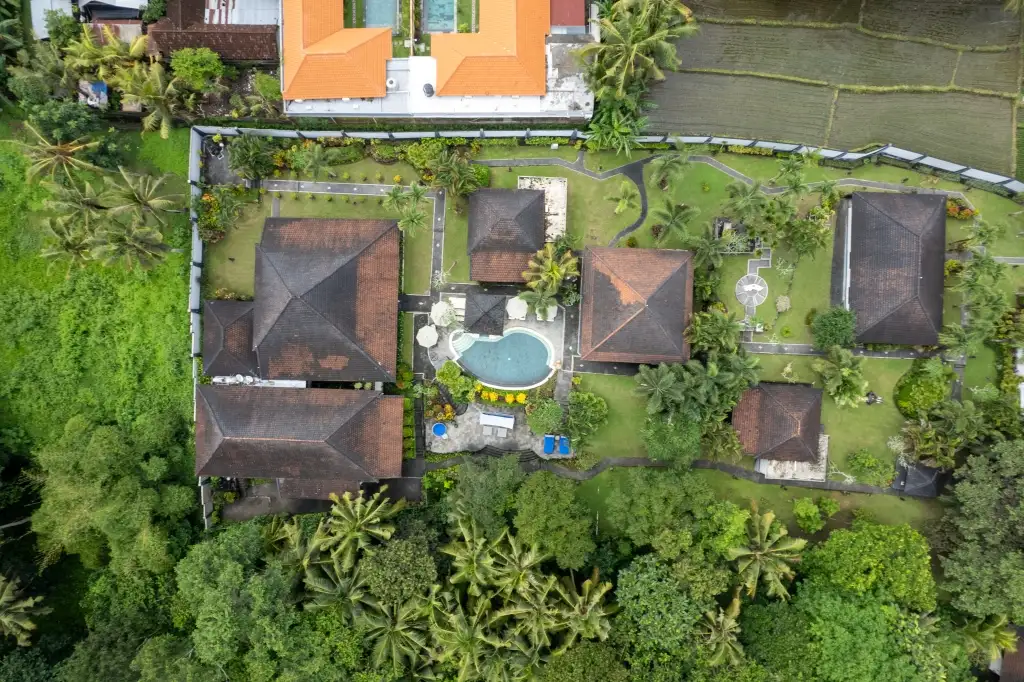 Other Properties 2288m² in Indonesia, Tabanan. Priced at 4207000$ rent photo-16