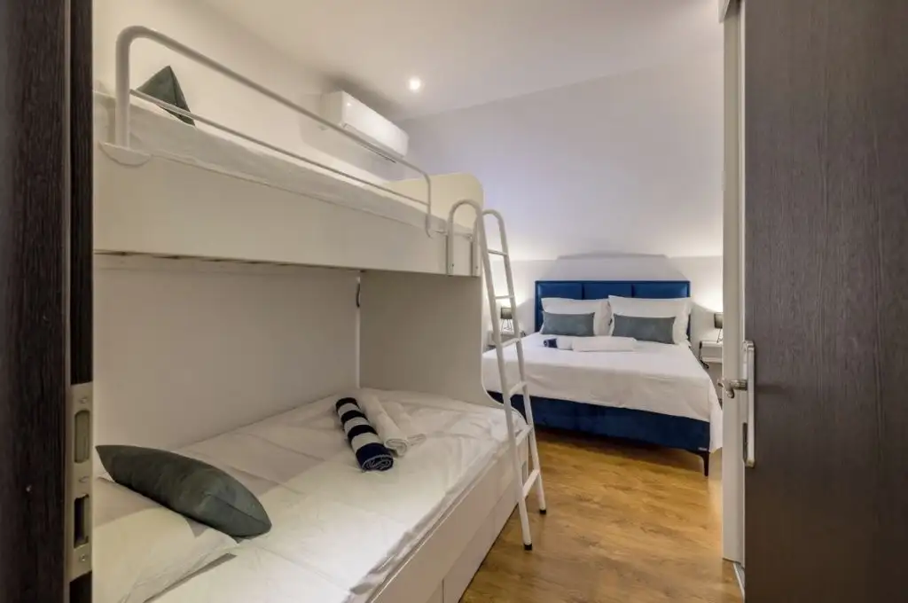 Villa 386m² in Croatia, Split. Priced at 930000€ rent photo-13