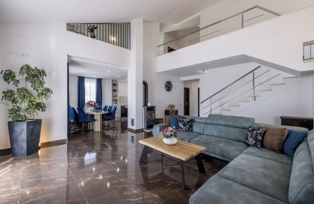 Villa 386m² in Croatia, Split. Priced at 930000€ rent photo-21