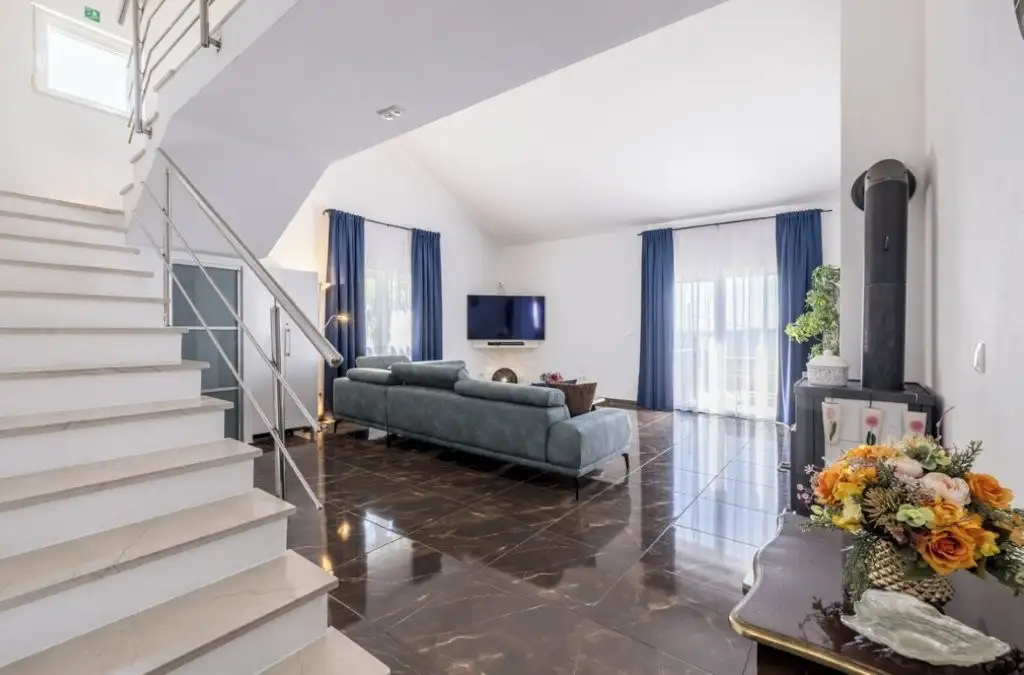 Villa 386m² in Croatia, Split. Priced at 930000€ rent photo-24