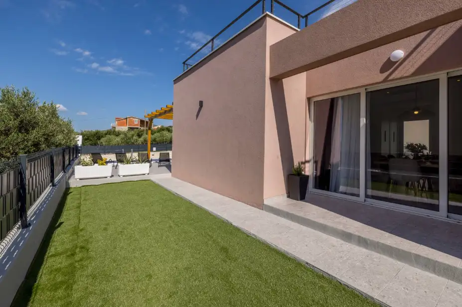 Villa 120m² in Croatia, Split. Priced at 650000€ rent photo-24