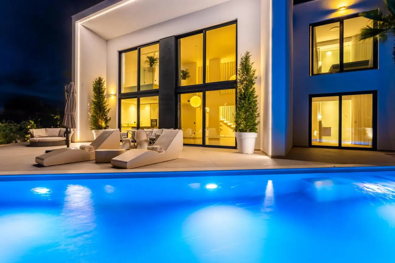 Villa 310m² in Croatia, Primosten. Priced at 2000000€ rent photo-19