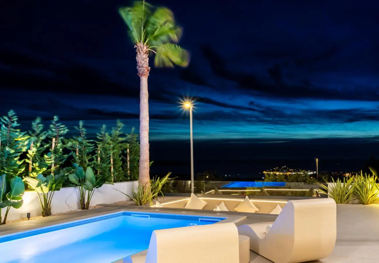 Villa 310m² in Croatia, Primosten. Priced at 2000000€ rent photo-23