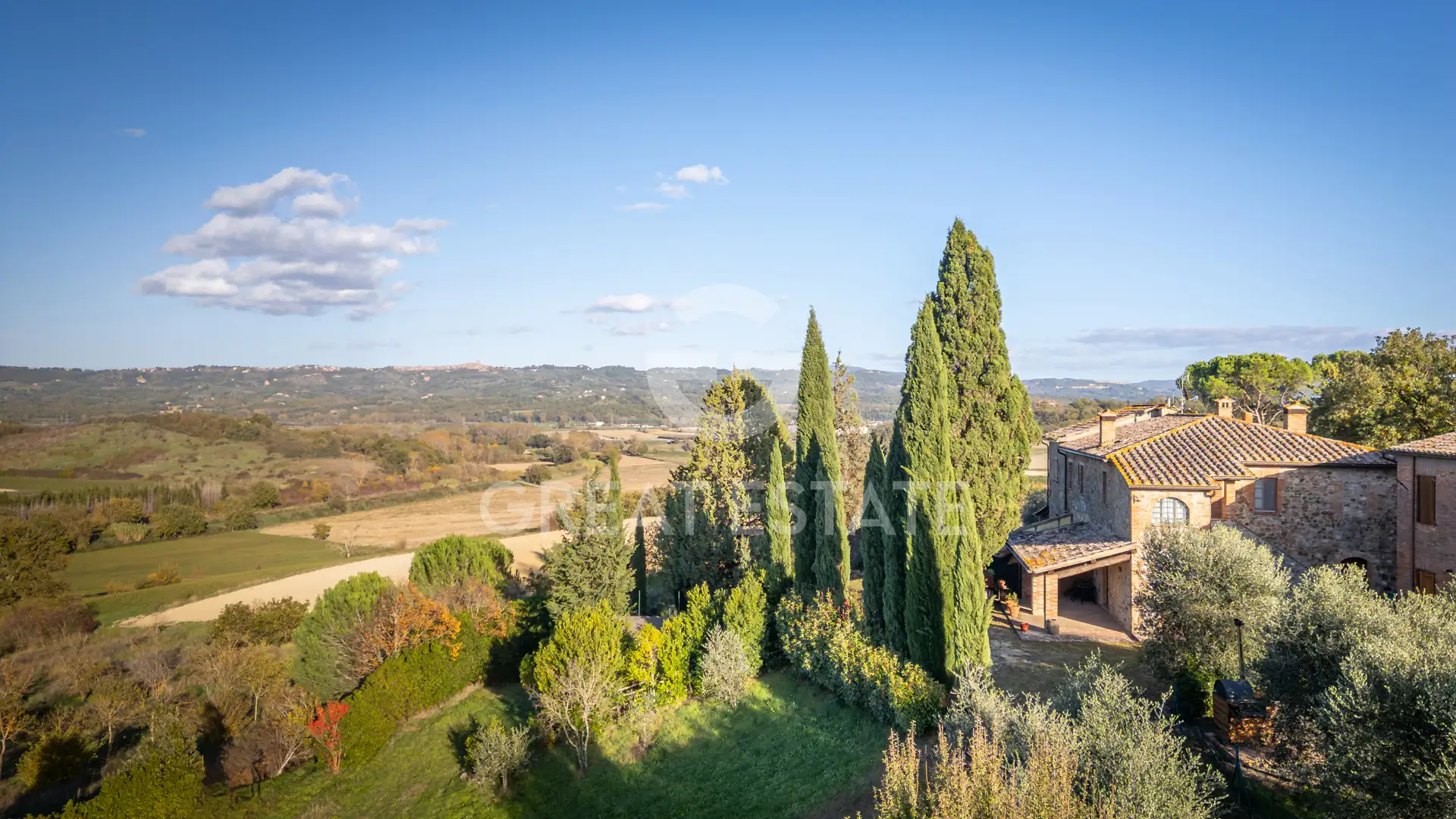 House 358m² in Italy, Perugia. Priced at 320000€ rent photo-2