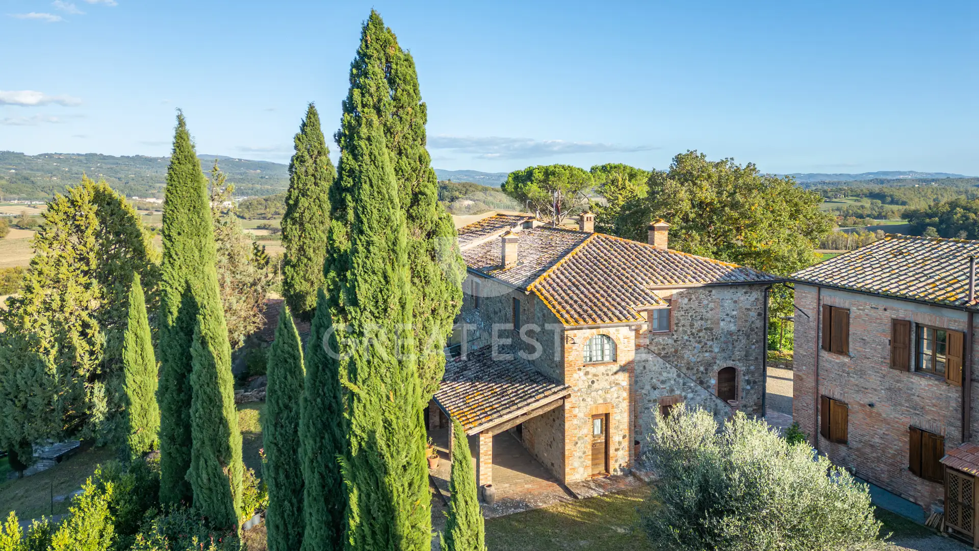 House 358m² in Italy, Perugia. Priced at 320000€ rent photo-6