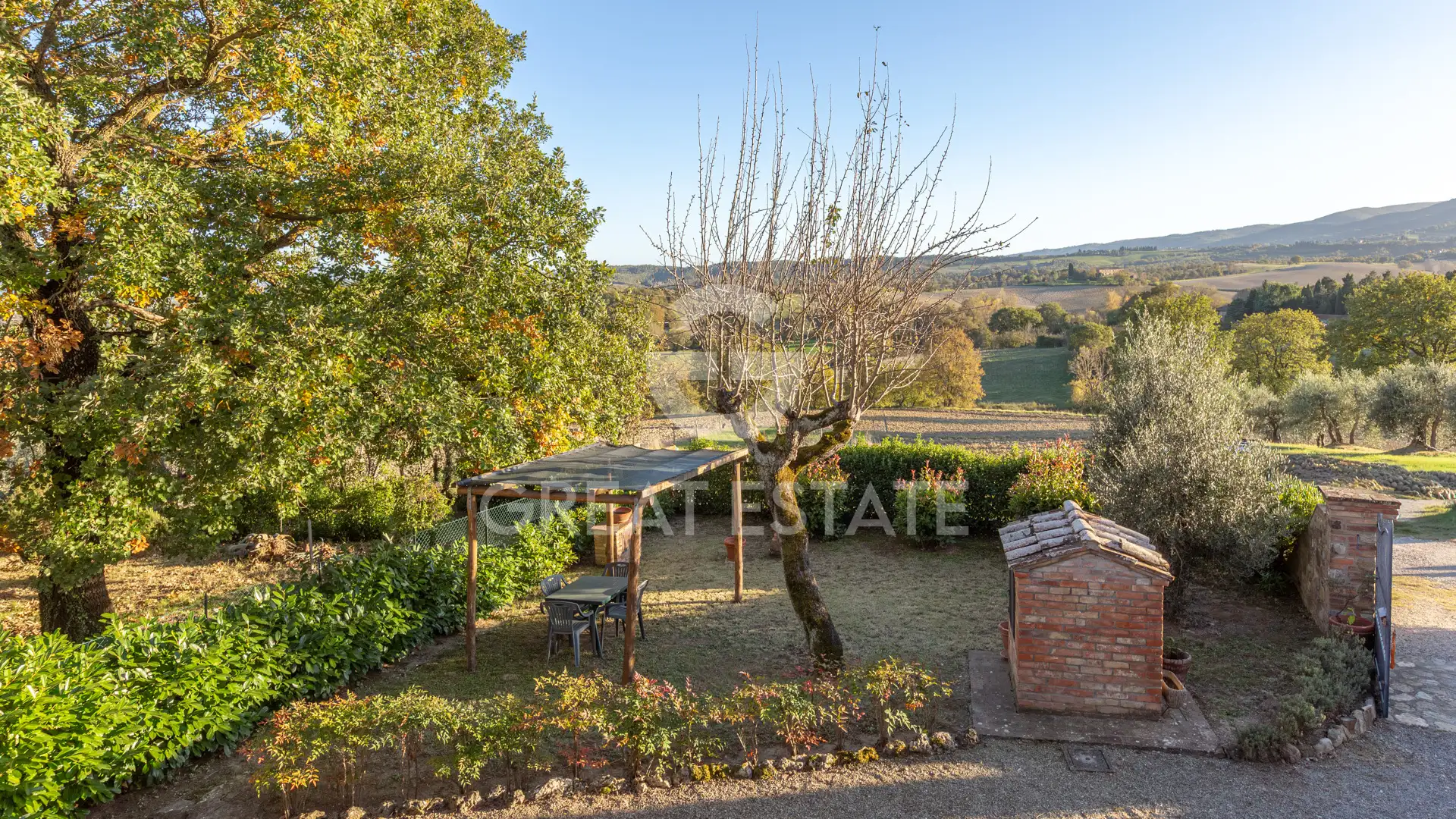 House 358m² in Italy, Perugia. Priced at 320000€ rent photo-13