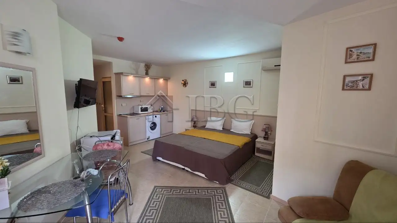 Flat 44m² in Bulgaria, Sunny Beach. Priced at 56500€ rent photo-2