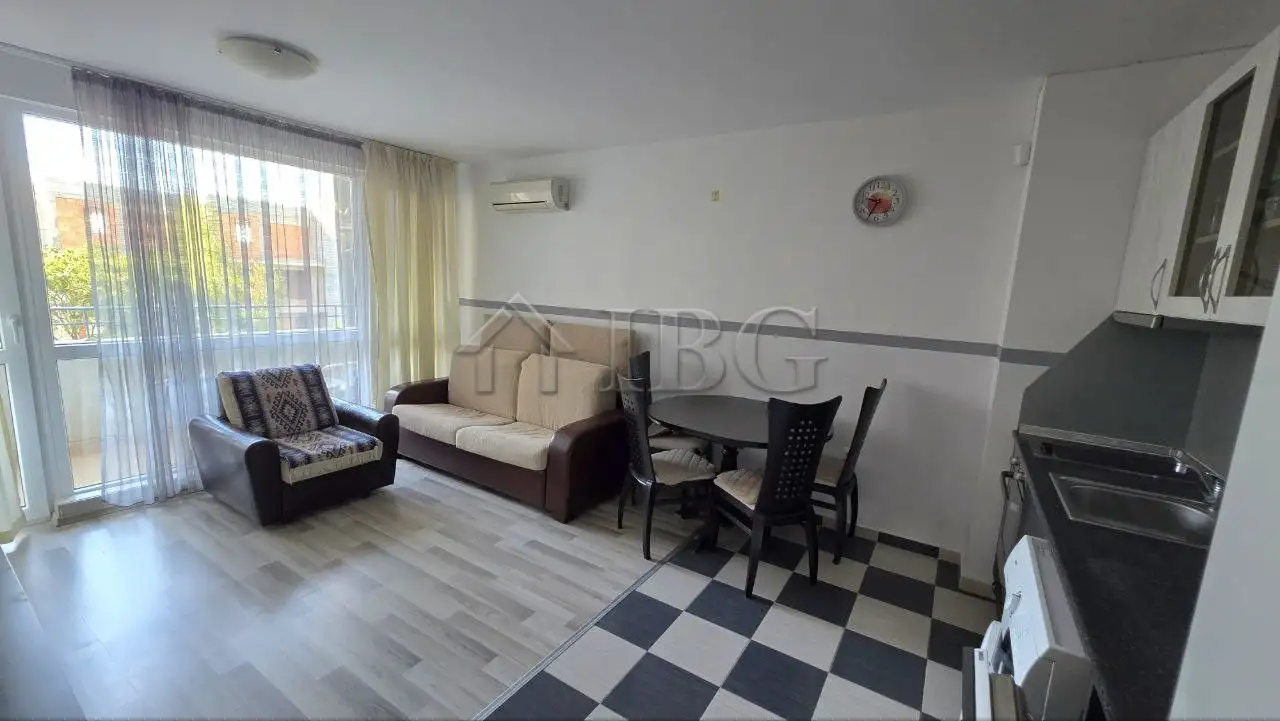 Flat 57m² in Bulgaria, Sveti Vlas. Priced at 82500€ rent photo-2