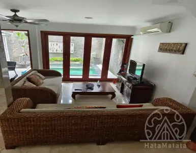 Rent in Indonesia for 16120$