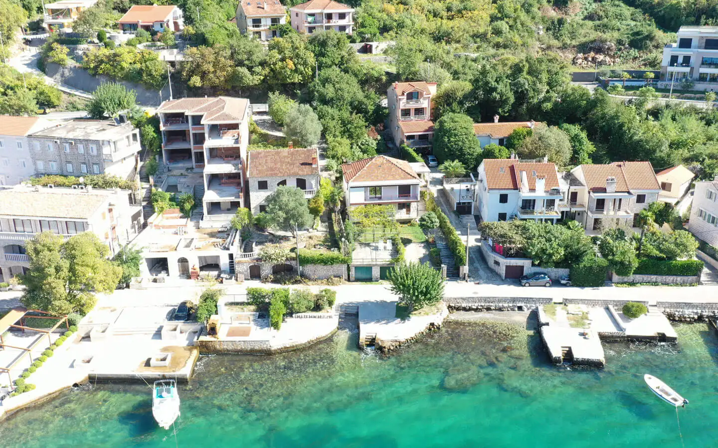 House 175m² in Montenegro, Kotor. Priced at 950000€ rent photo-2