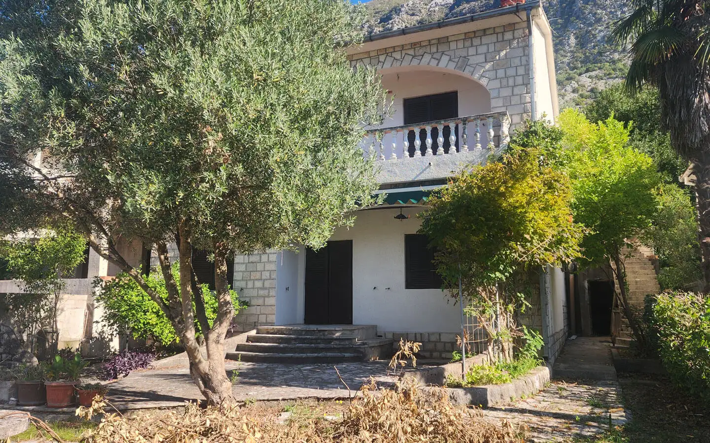 House 175m² in Montenegro, Kotor. Priced at 950000€ rent photo-5