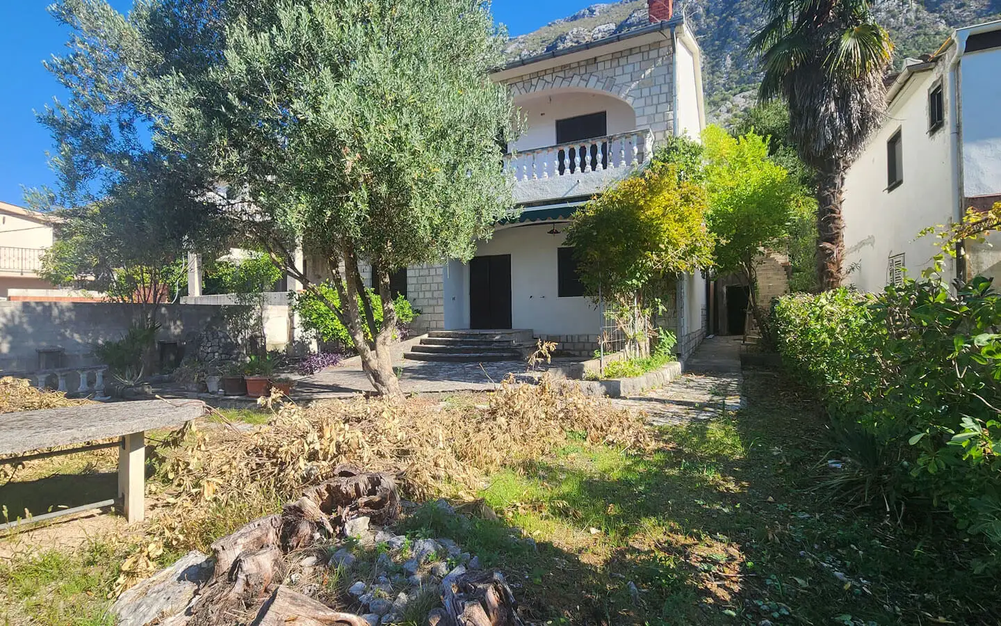 House 175m² in Montenegro, Kotor. Priced at 950000€ rent photo-11