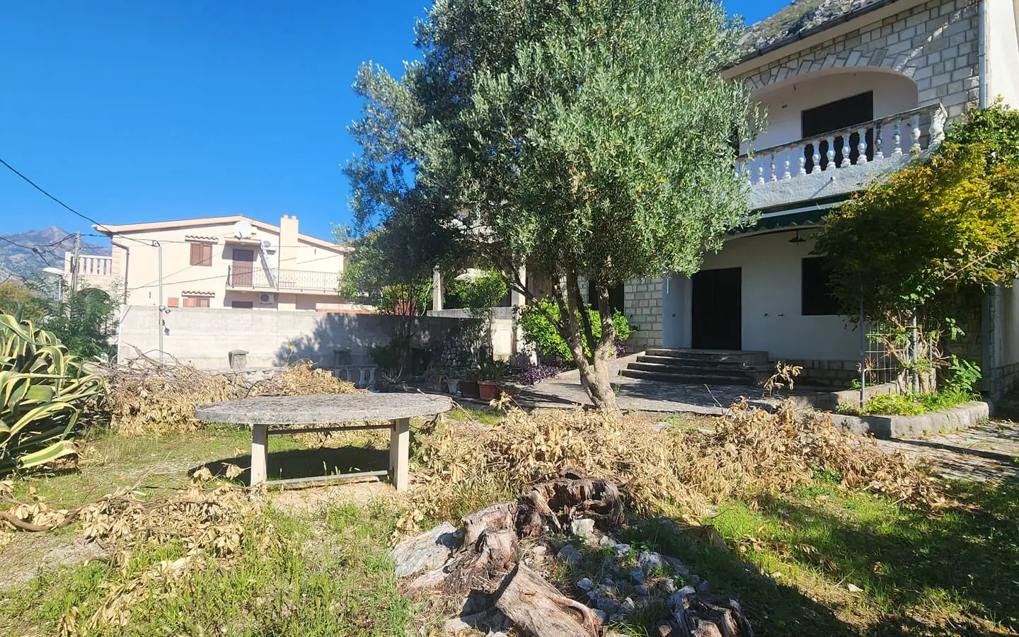 House 175m² in Montenegro, Kotor. Priced at 950000€ rent photo-14