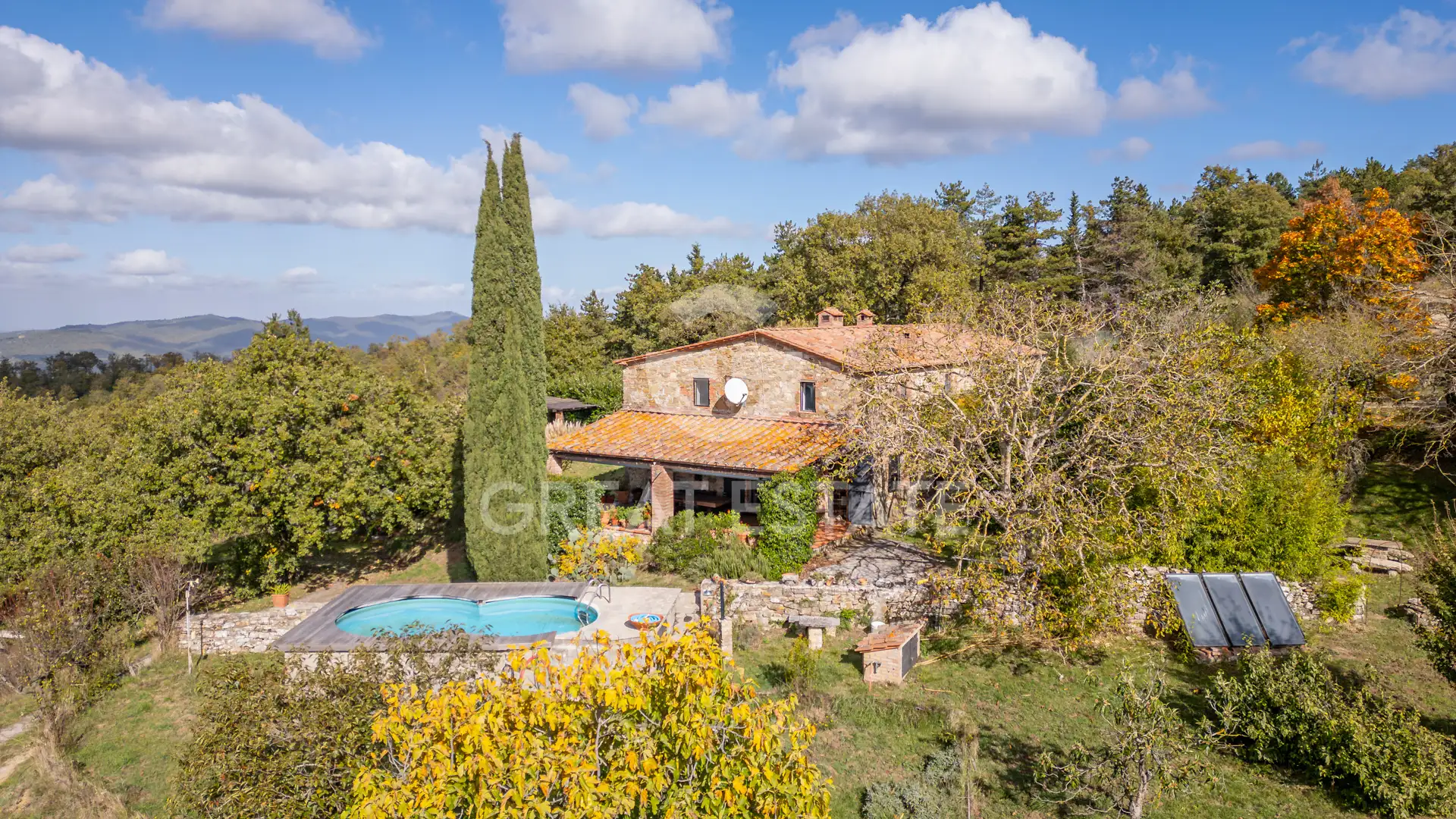House 550m² in Italy, Terney. Priced at 990000€ rent photo-4