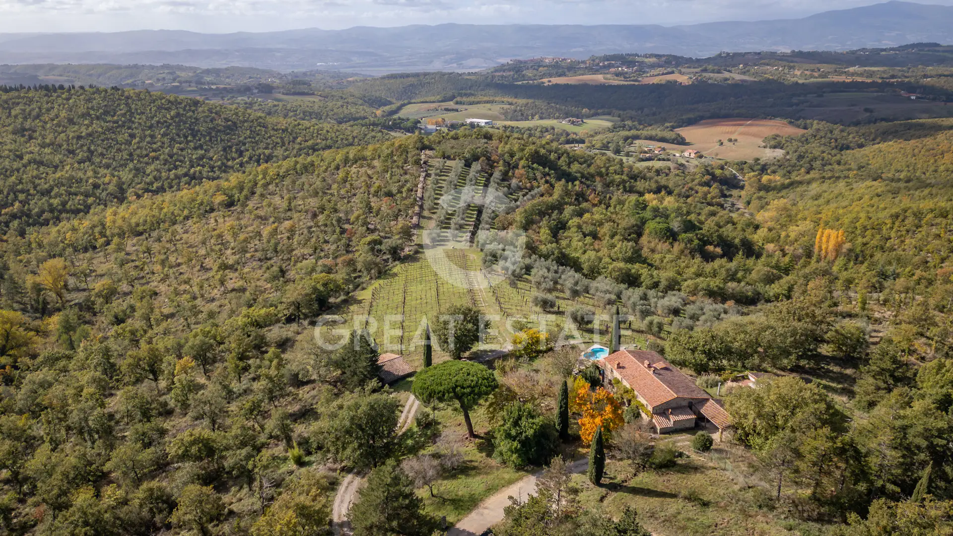 House 550m² in Italy, Terney. Priced at 990000€ rent photo-7