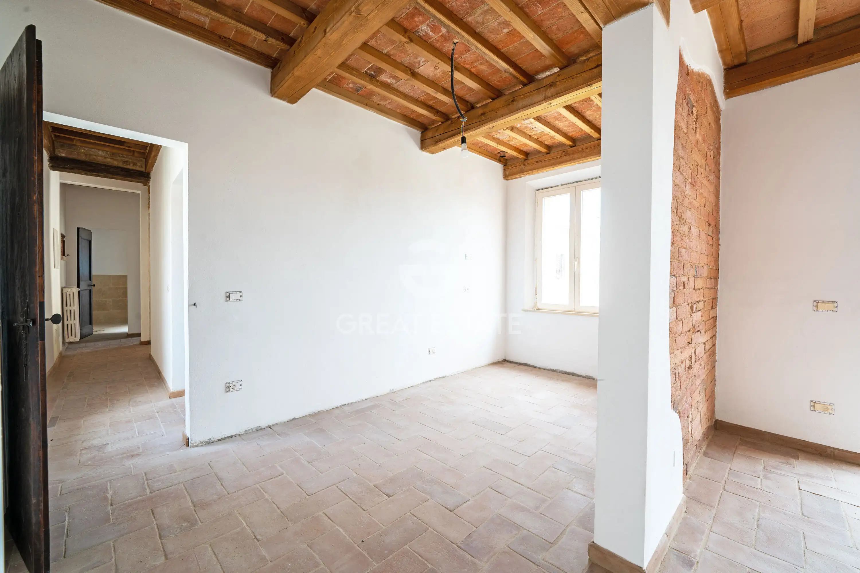 House 206m² in Italy, Siena. Priced at 500000€ rent photo-15