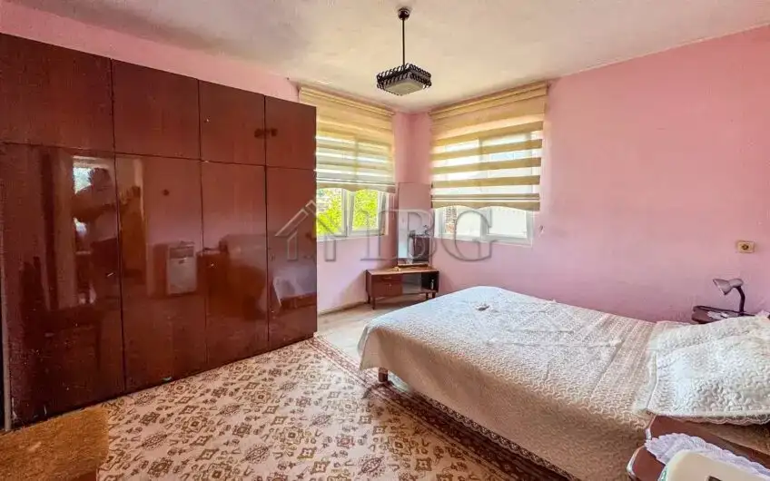 House 142m² in Bulgaria, Sredets. Priced at 150000€ rent photo-16