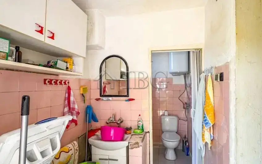 House 142m² in Bulgaria, Sredets. Priced at 150000€ rent photo-18