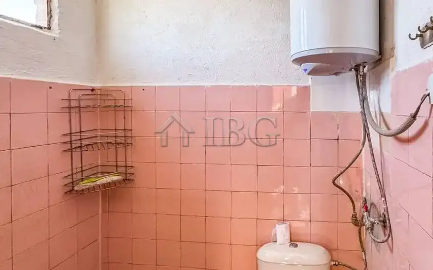 House 142m² in Bulgaria, Sredets. Priced at 150000€ rent photo-19