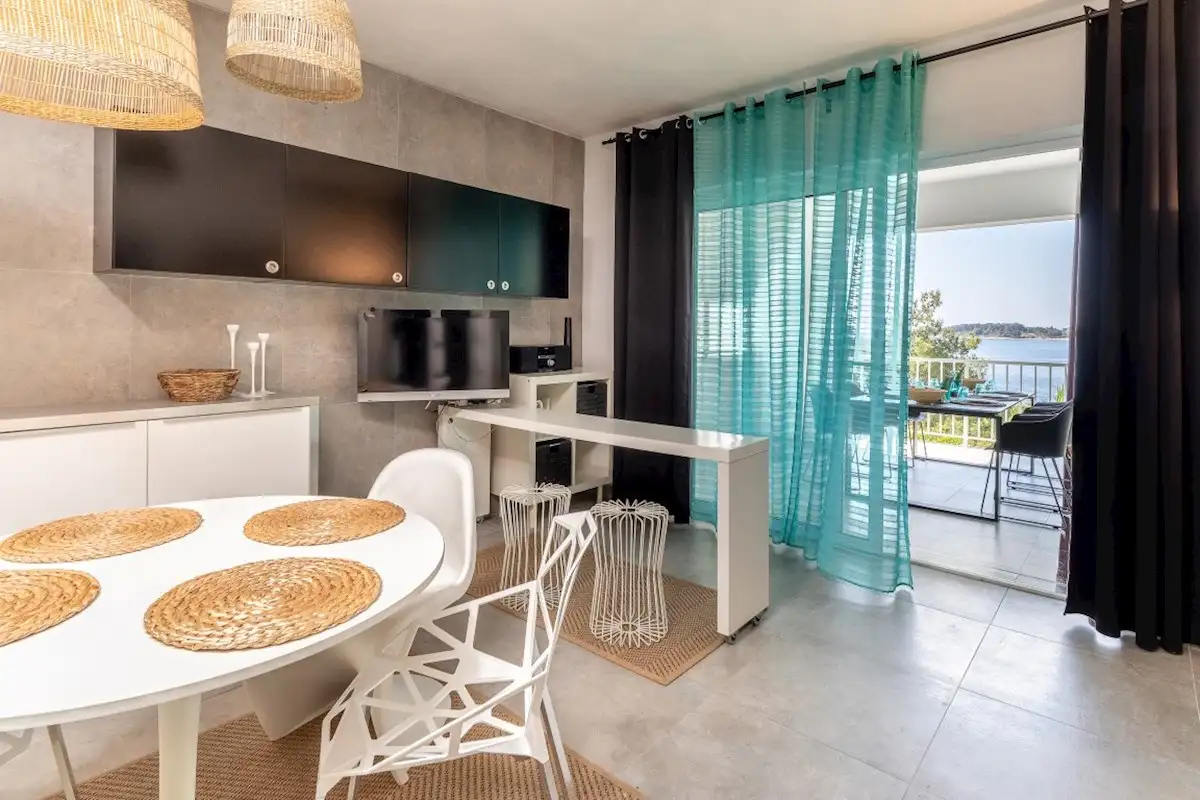 Villa 160m² in Croatia, Korcula. Priced at 950000€ rent photo-24