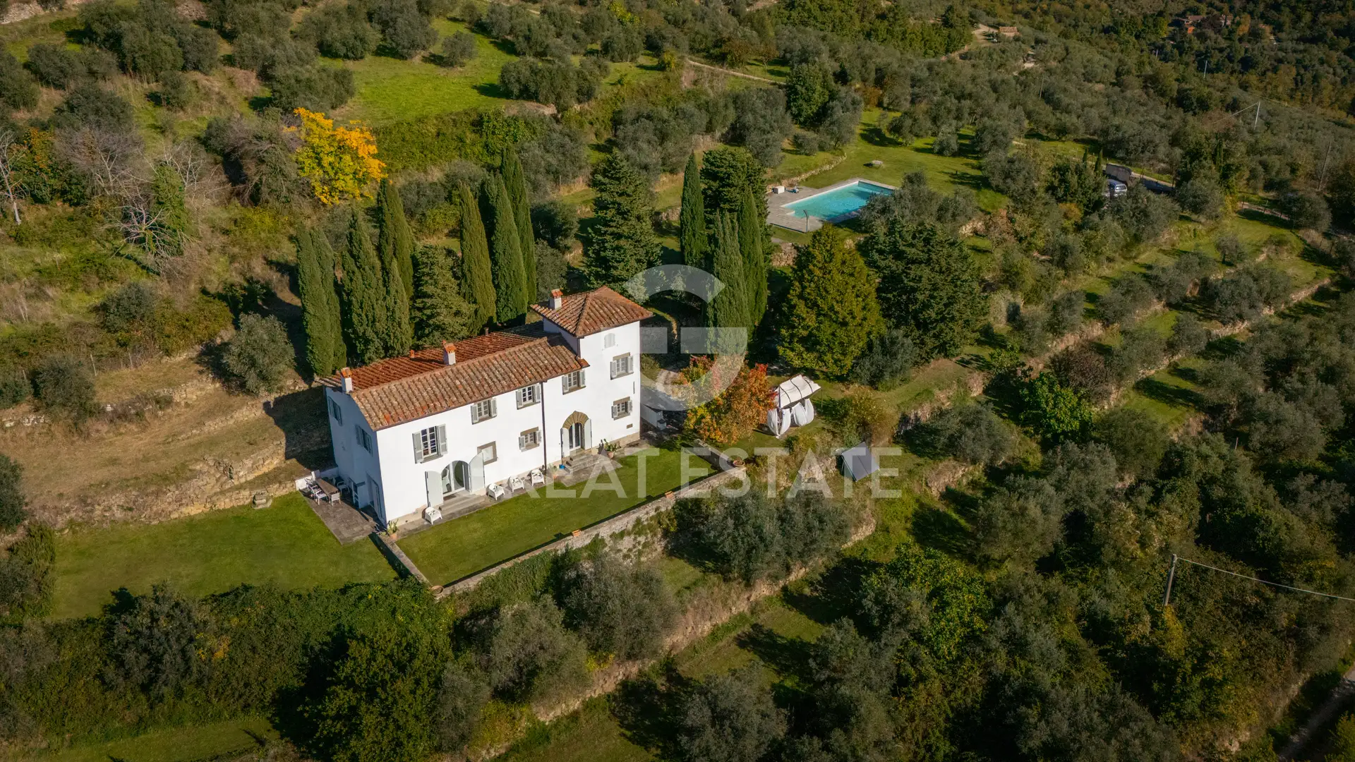 House 346m² in Italy, Arezzo. Priced at 1495000€ rent photo-1