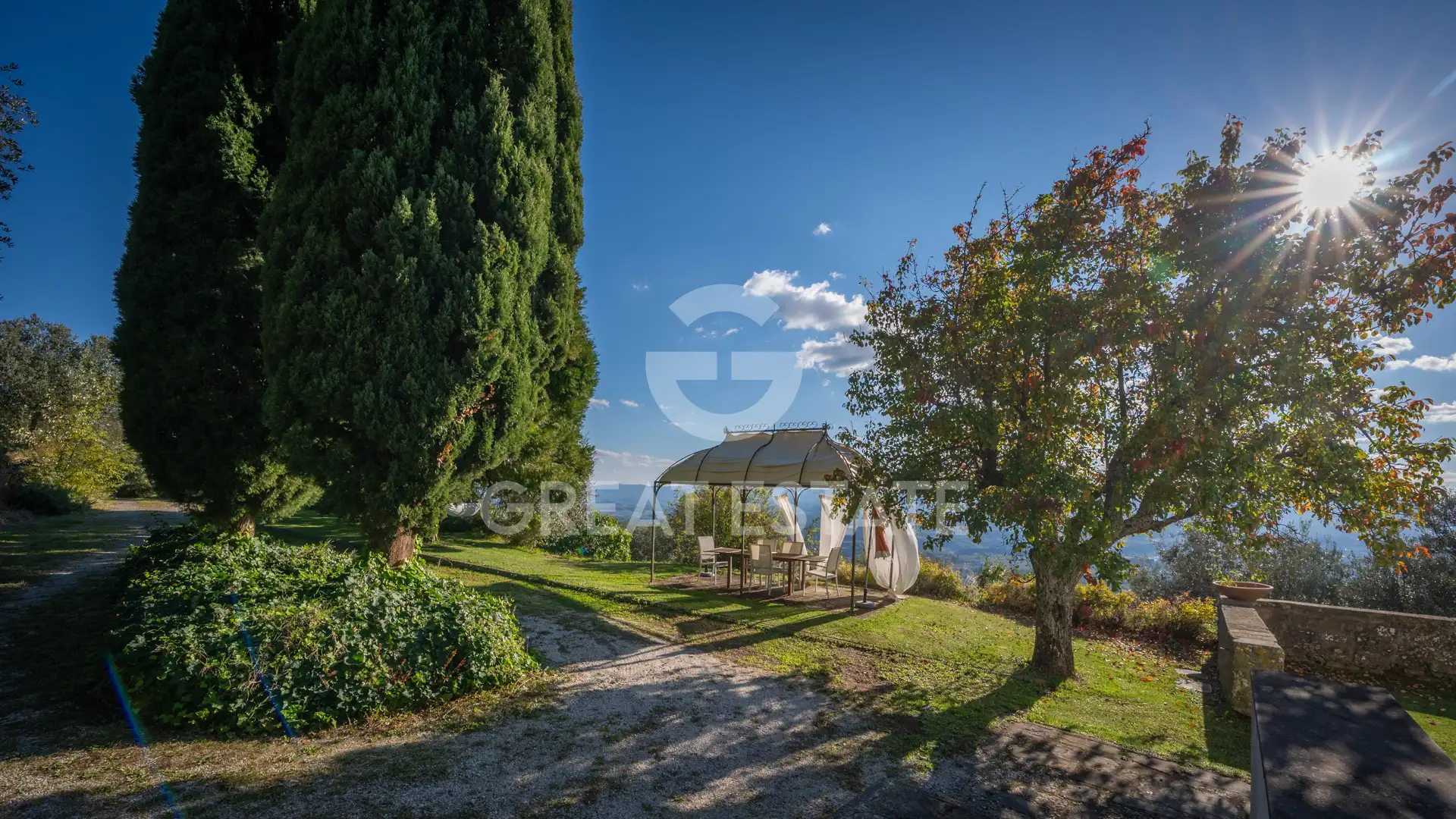 House 346m² in Italy, Arezzo. Priced at 1495000€ rent photo-12