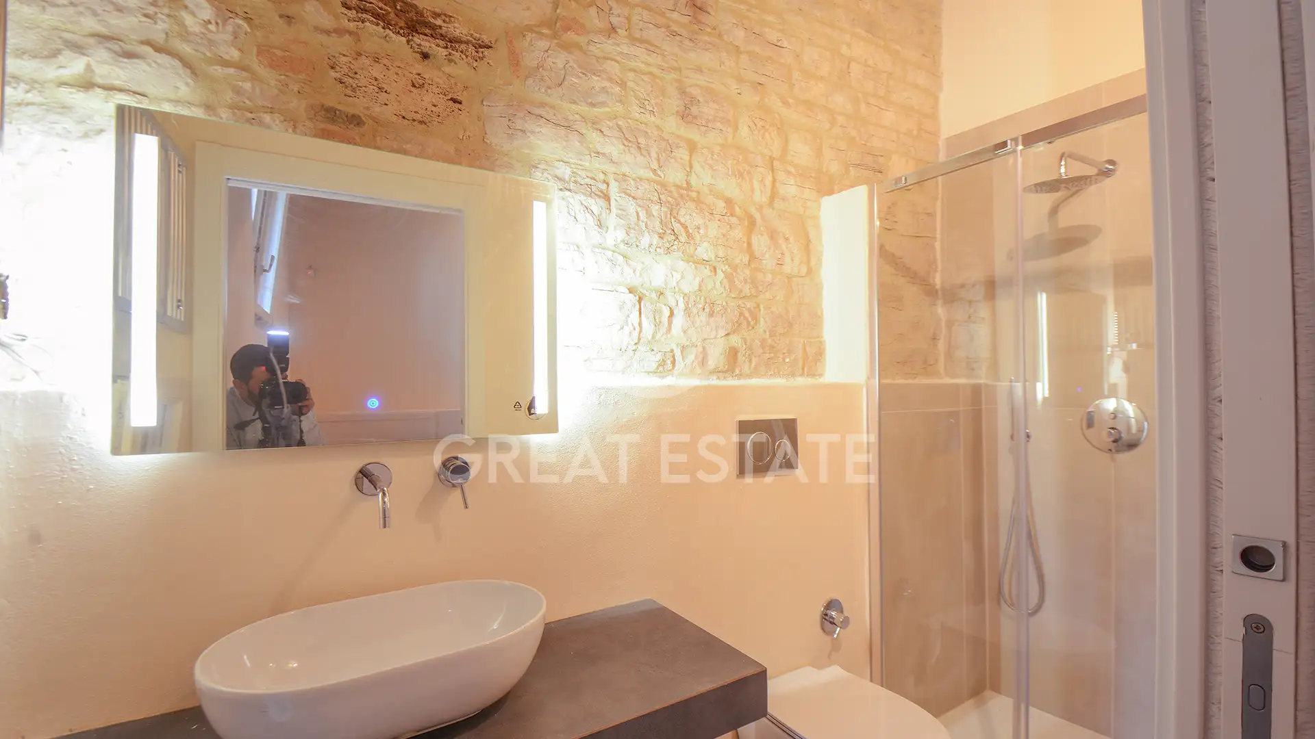 Flat 230m² in Italy, Perugia. Priced at 405000€ rent photo-15
