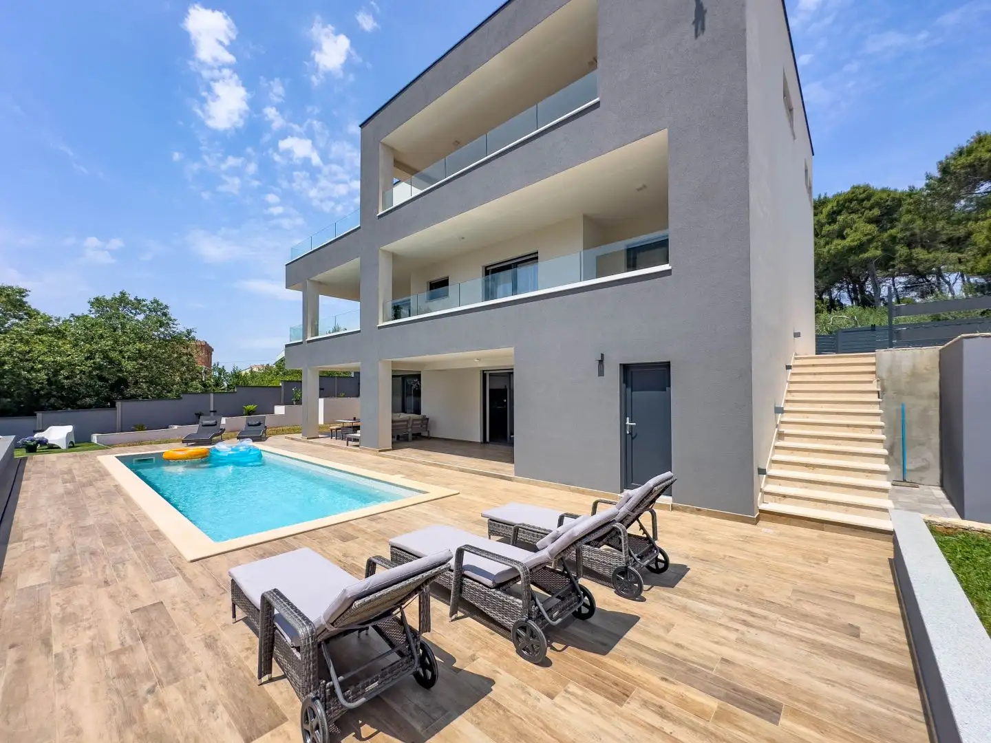 Villa 277m² in Croatia, Medulin. Priced at 1590000€ rent photo-6