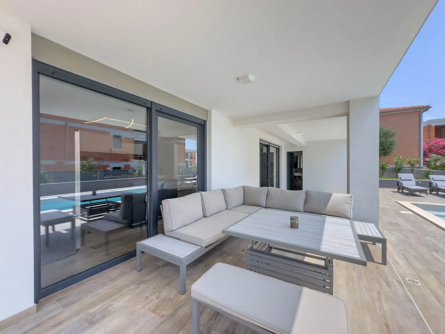 Villa 277m² in Croatia, Medulin. Priced at 1590000€ rent photo-7