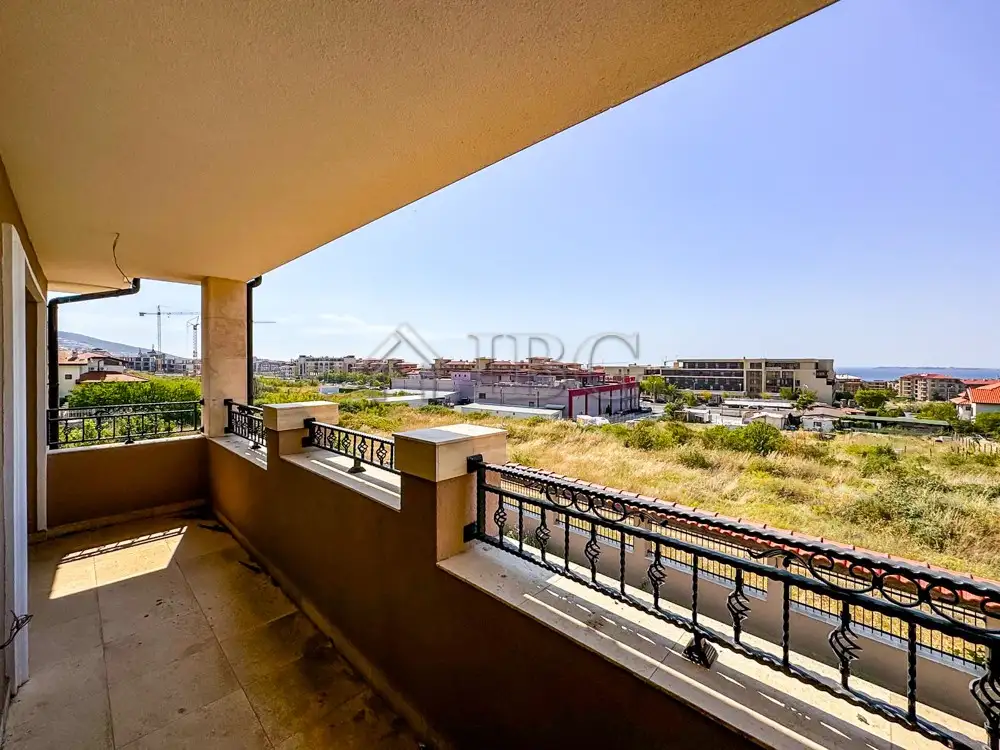 House 250m² in Bulgaria, Sveti Vlas. Priced at 598000€ rent photo-15