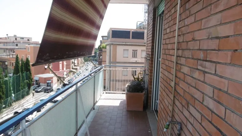 Flat 90m² in Italy, Rome. Priced at 146208£ rent photo-2