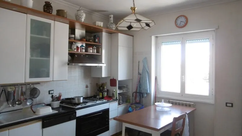 Flat 90m² in Italy, Rome. Priced at 146208£ rent photo-4